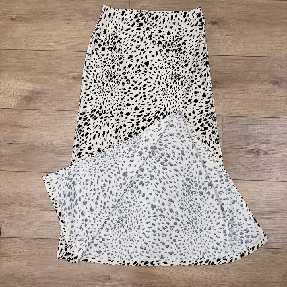 🌟2 for $10 Windsor Animal Print Leopard Cheetah Chic Midi Skirt Side Slit XS - Picture 5 of 10
